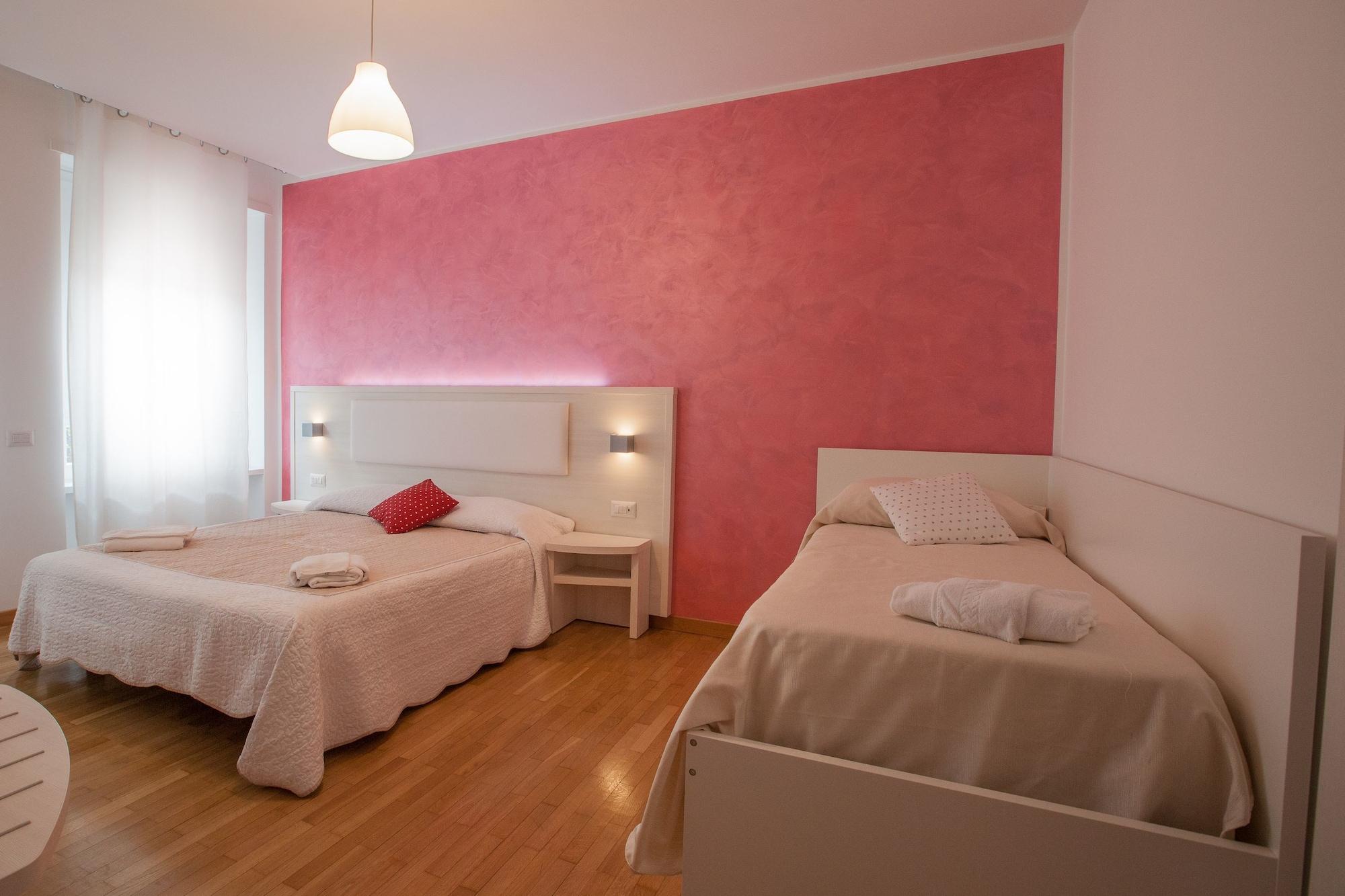 B&B Momenti Romani Extérieur photo
